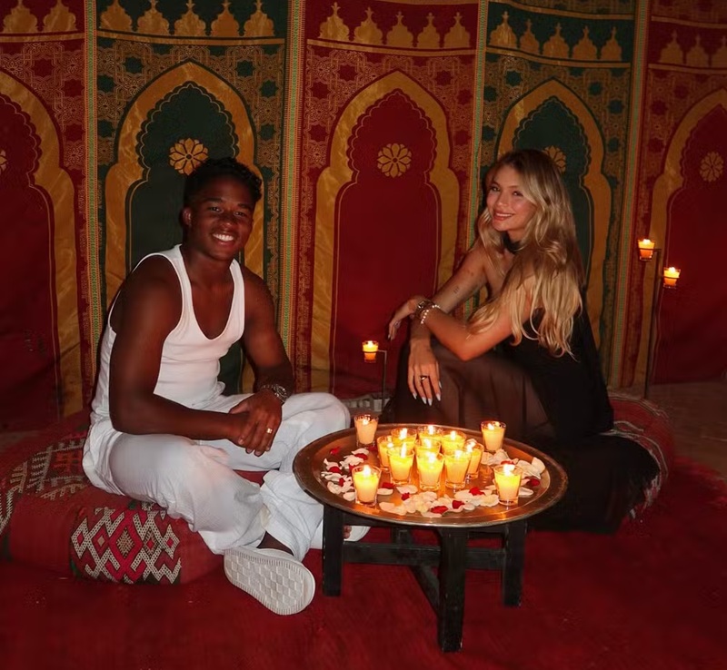 Viagem Romântica de Gabriely Miranda e Endrick a Marrakech: Fotos Compartilhadas
