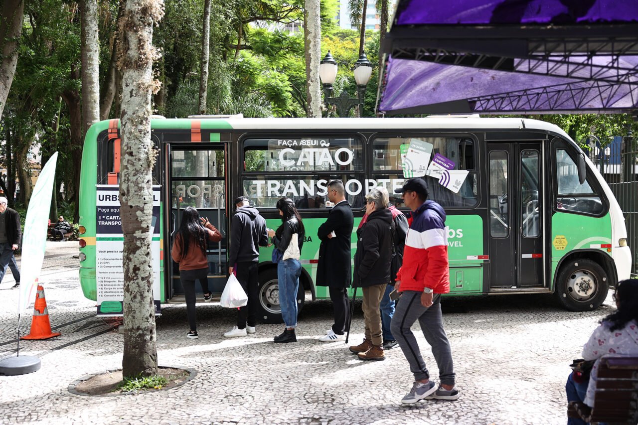 Urbs Móvel na Praça Tiradentes nesta Terça-Feira