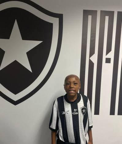 História de Bernardo Lopes, Jovem Destaque do Botafogo