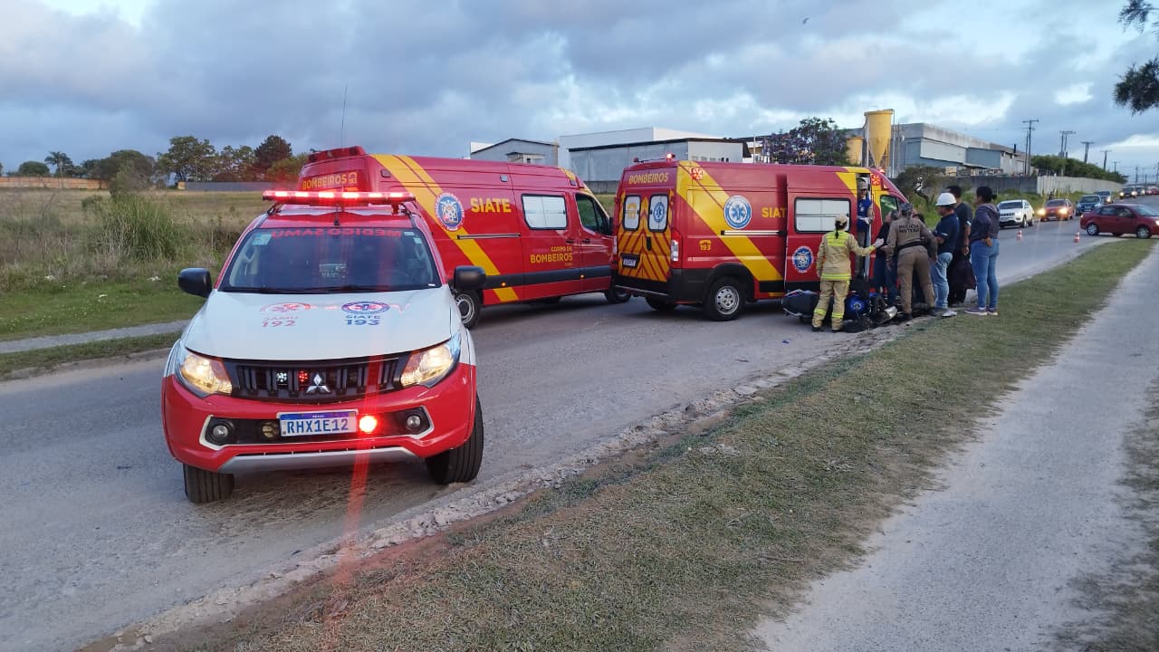 Atropelamento de Moto Deixa Jovem de 23 Anos em Estado Grave em Colombo