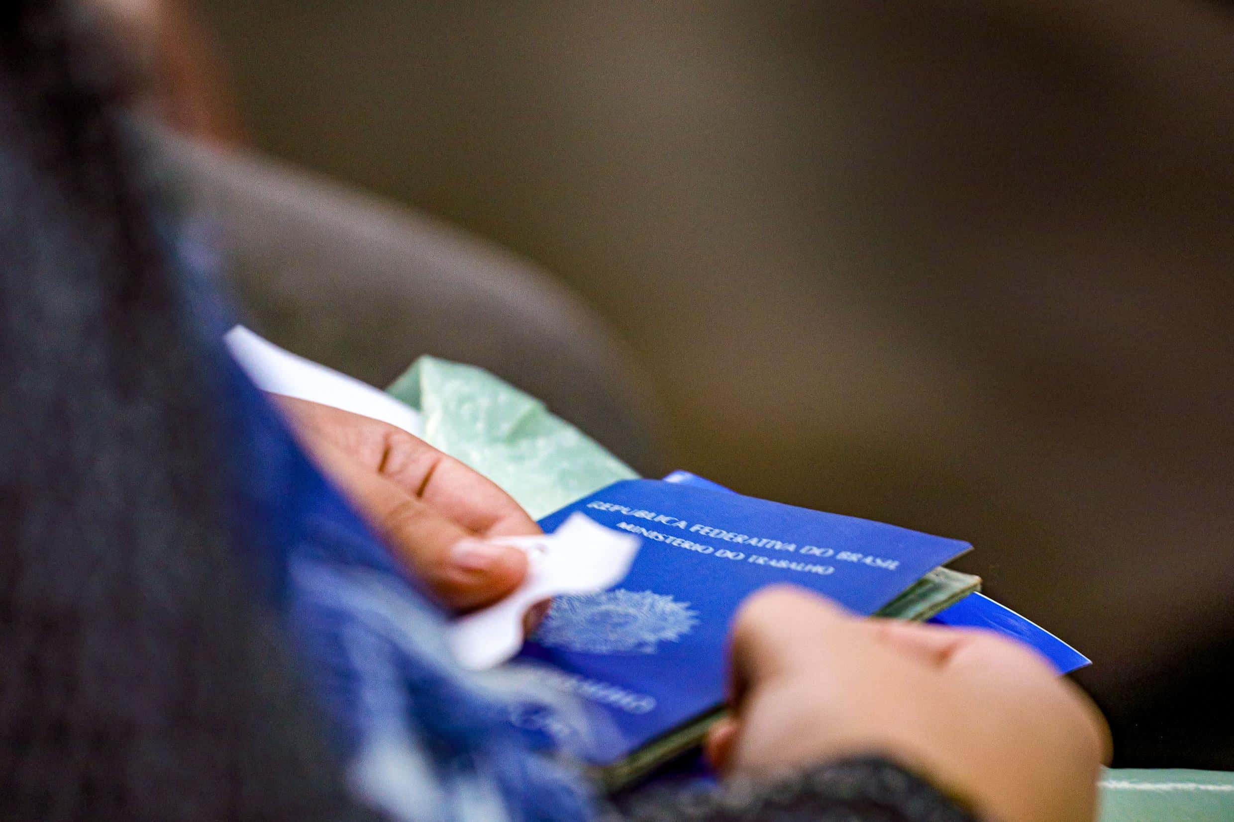 Feirão de Empregos em Porto Alegre Oferece 100 Vagas de Trabalho