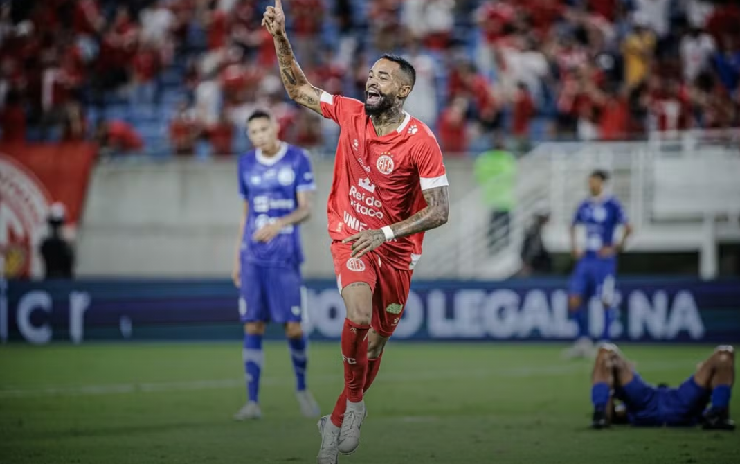 Atacante Giva, Ex-América de Natal e Revelado pelo Santos com Neymar, Anunciado pelo Treze