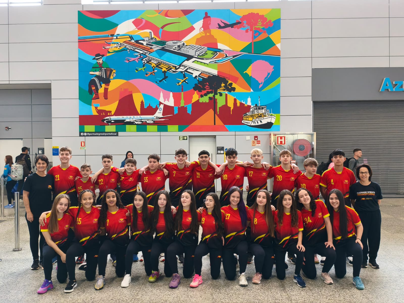 Colégio Sinodal Tiradentes Conquista Títulos de Handebol no JEBS