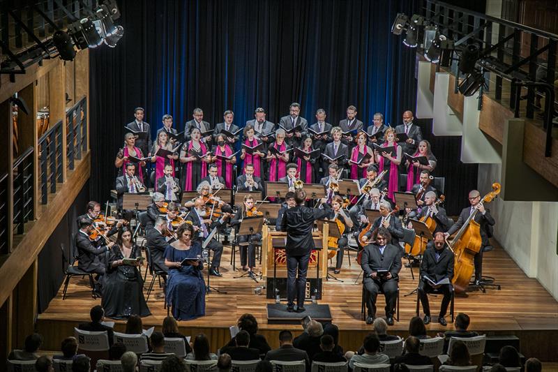 Camerata Antiqua de Curitiba: Duas Apresentações de Finados
